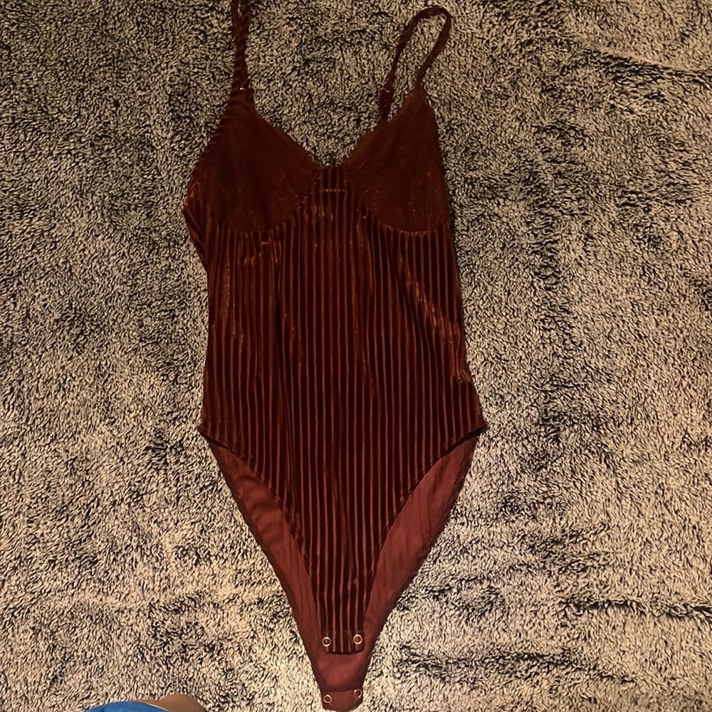 Small, forever 21, maroon